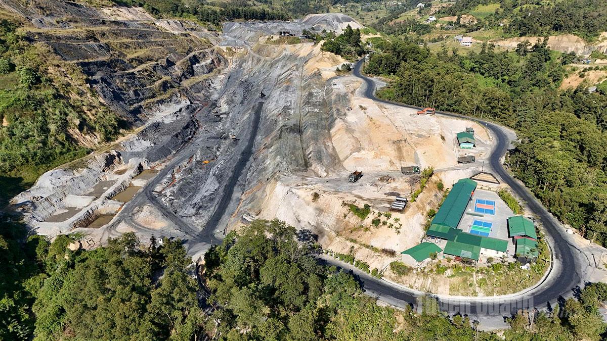 Về nơi luyện thứ kim loại quý