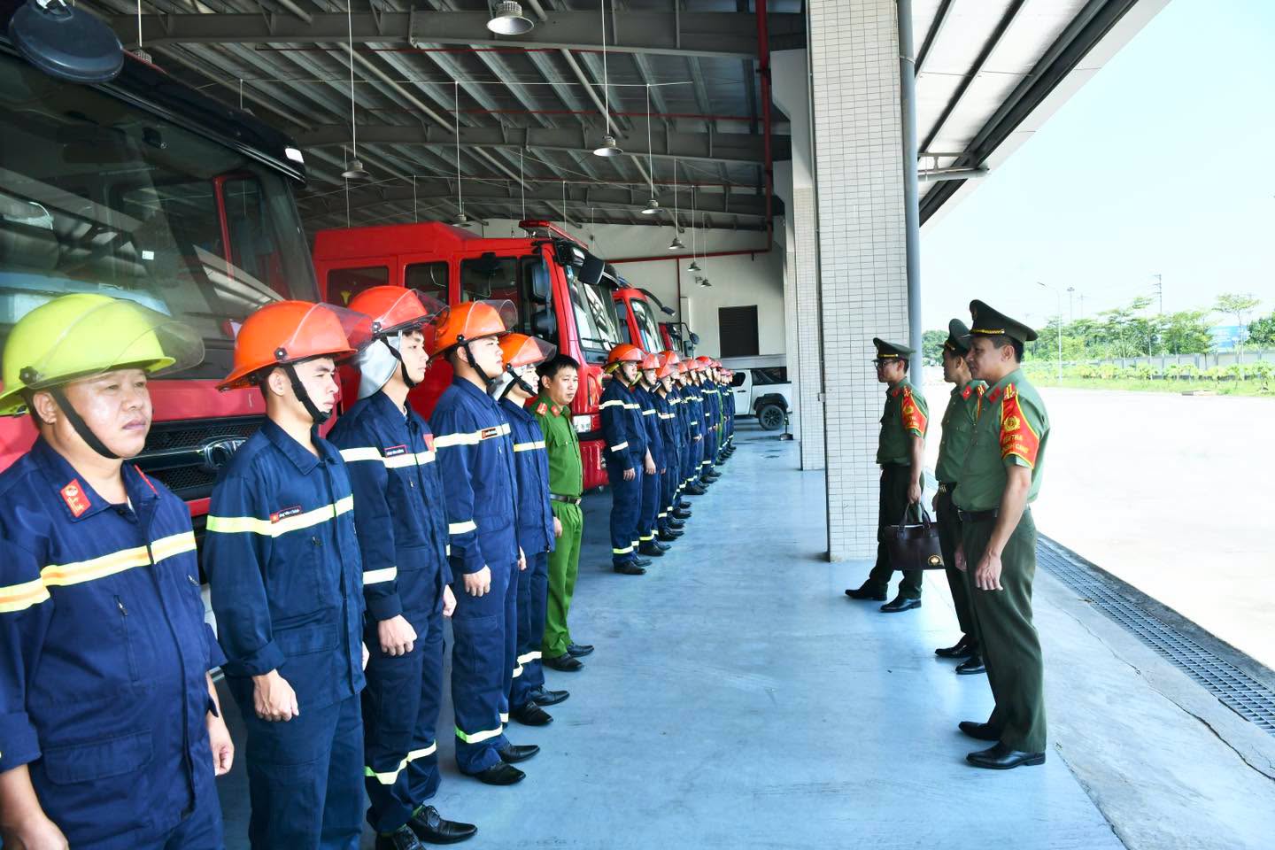 KIỂM TRA ĐIỀU LỆNH, SIẾT CHẶT KỶ LUẬT, KỶ CƯƠNG