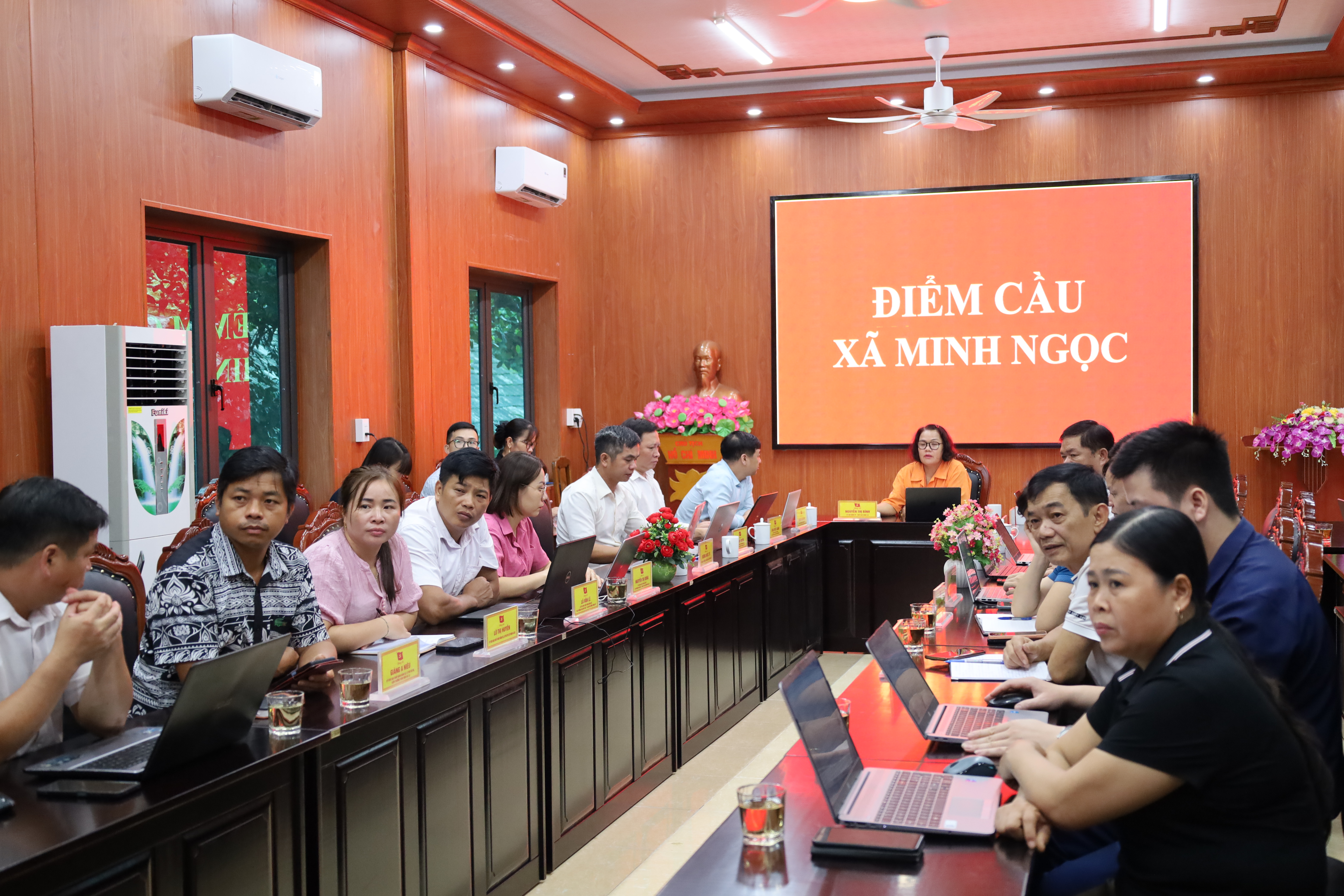 Xã Minh Ngọc tham dự Hội nghị trực tuyến nghiên cứu, học tập, quán triệt và triển khai thực hiện nghị quyết Hội nghị lần thứ ba Ban chấp hành Trung ương Đảng khóa XIV