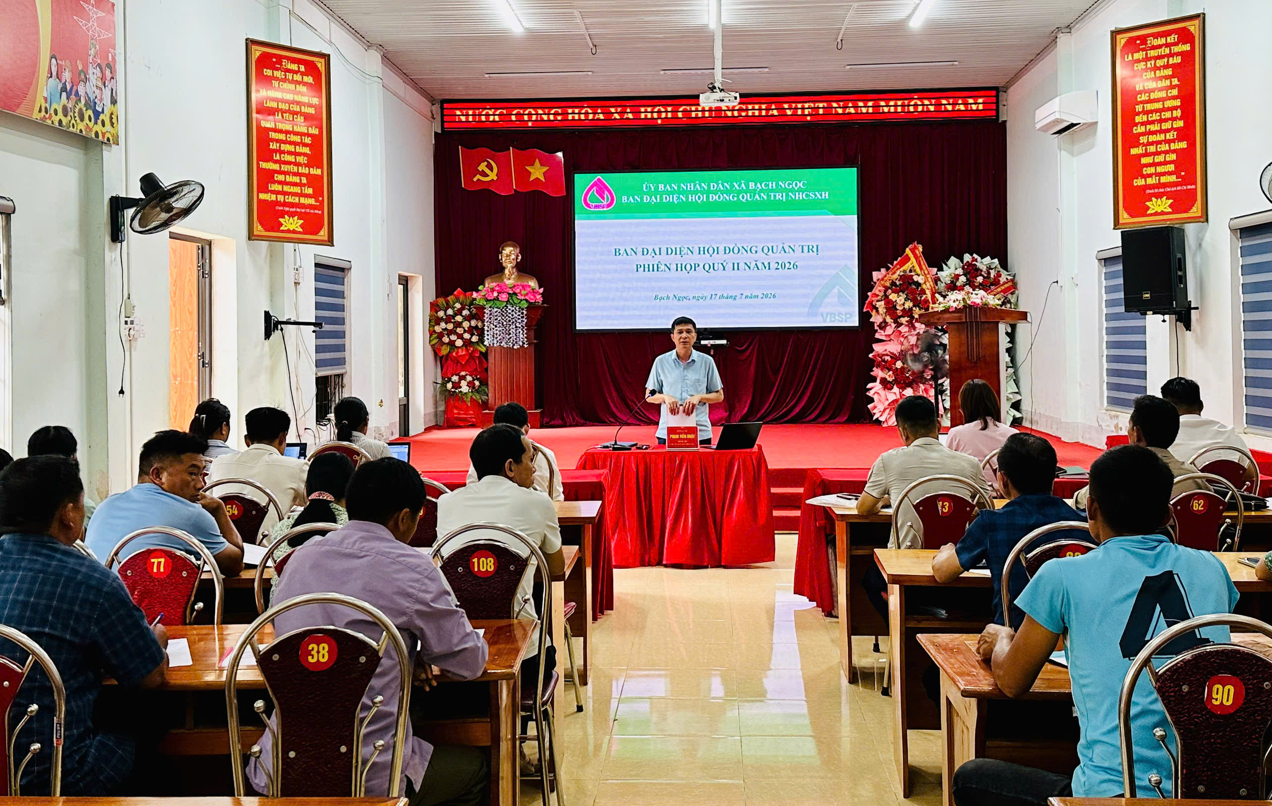 Xã Bạch Ngọc tổ chức họp Ban đại diện Hội đồng quản trị Ngân hàng chính sách xã hội quý II năm 2026