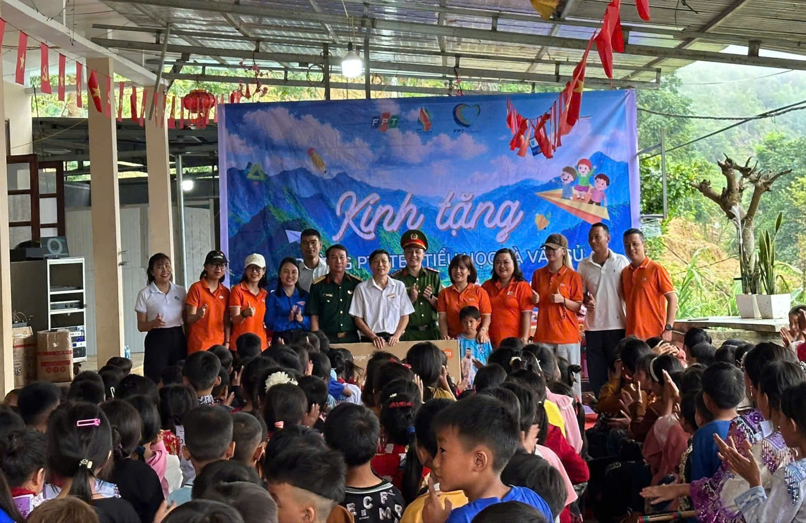 LAN TỎA PHONG TRÀO THI ĐUA "BA NHẤT"