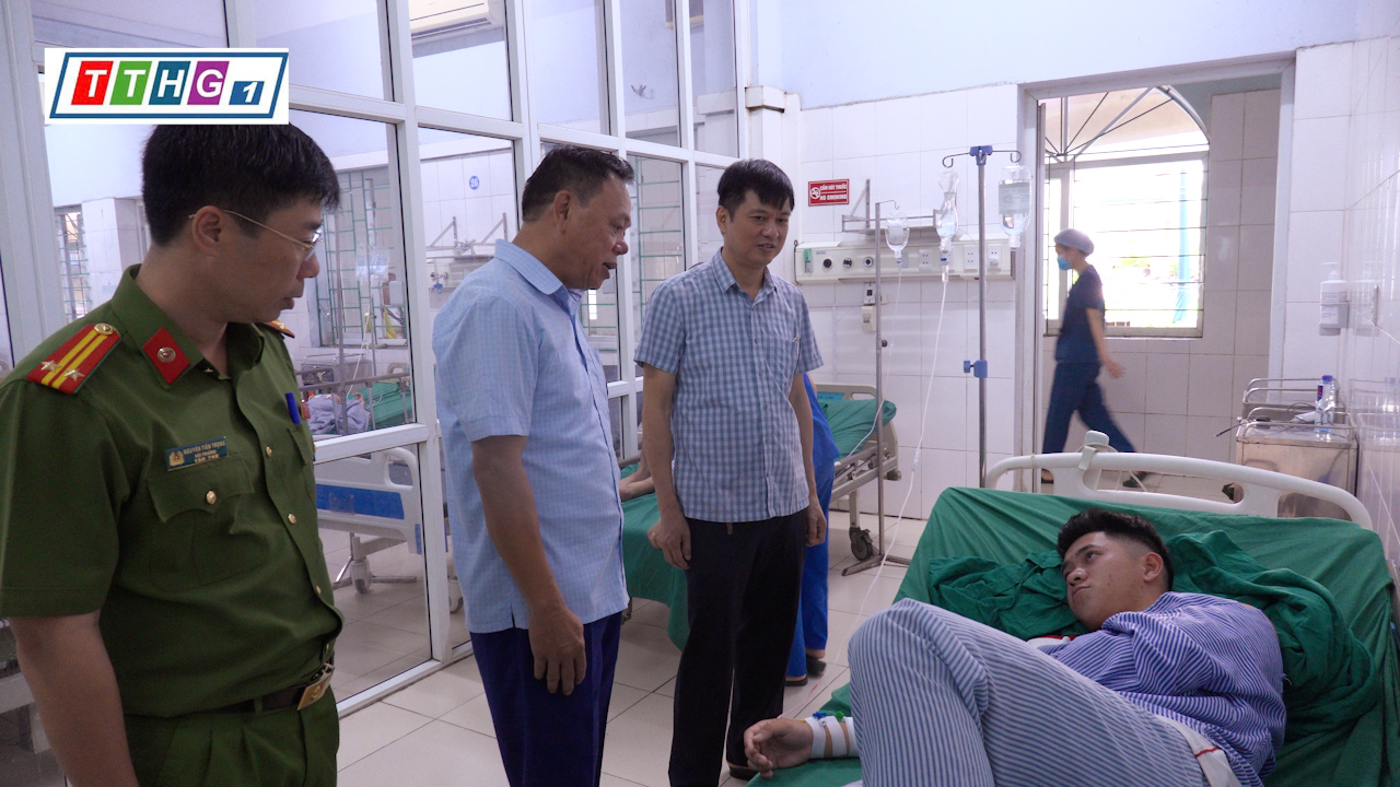 LÃNH ĐẠO UBND PHƯỜNG HÀ GIANG 1 THĂM HỎI 3 CHIẾN SỸ PCCC BỊ NGẠT KHÍ ĐANG ĐIỀU TRỊ TẠI BỆNH VIỆN