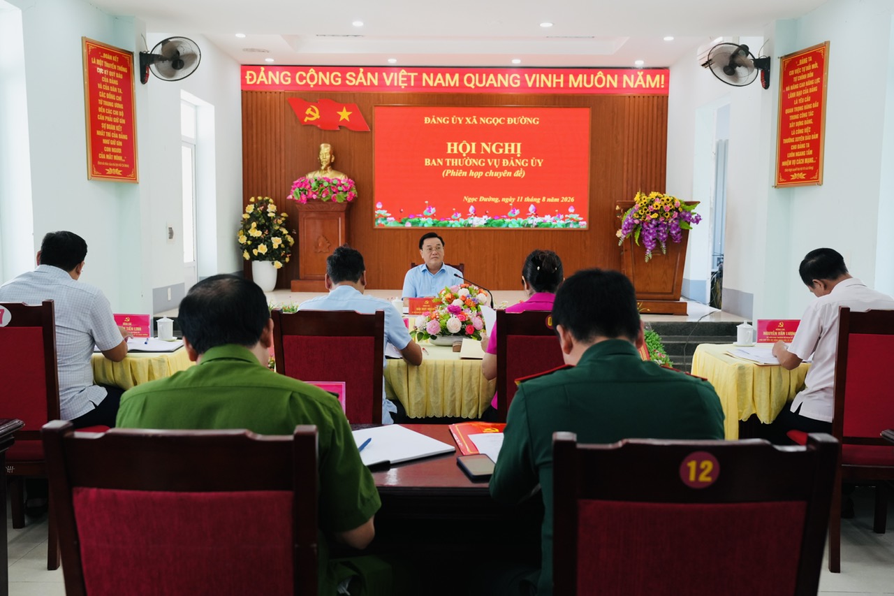 Hội nghị Ban Thường vụ Đảng ủy xã chuyên đề về sắp xếp tổ chức Đảng cơ sở giáo dục công lập và công tác tổ chức, cán bộ