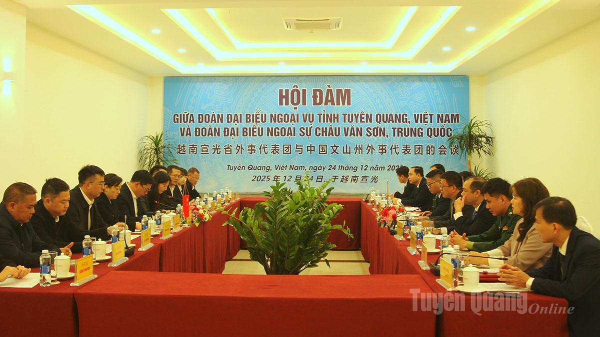 Tuyên Quang – Văn Sơn tăng cường hợp tác quản lý biên giới
