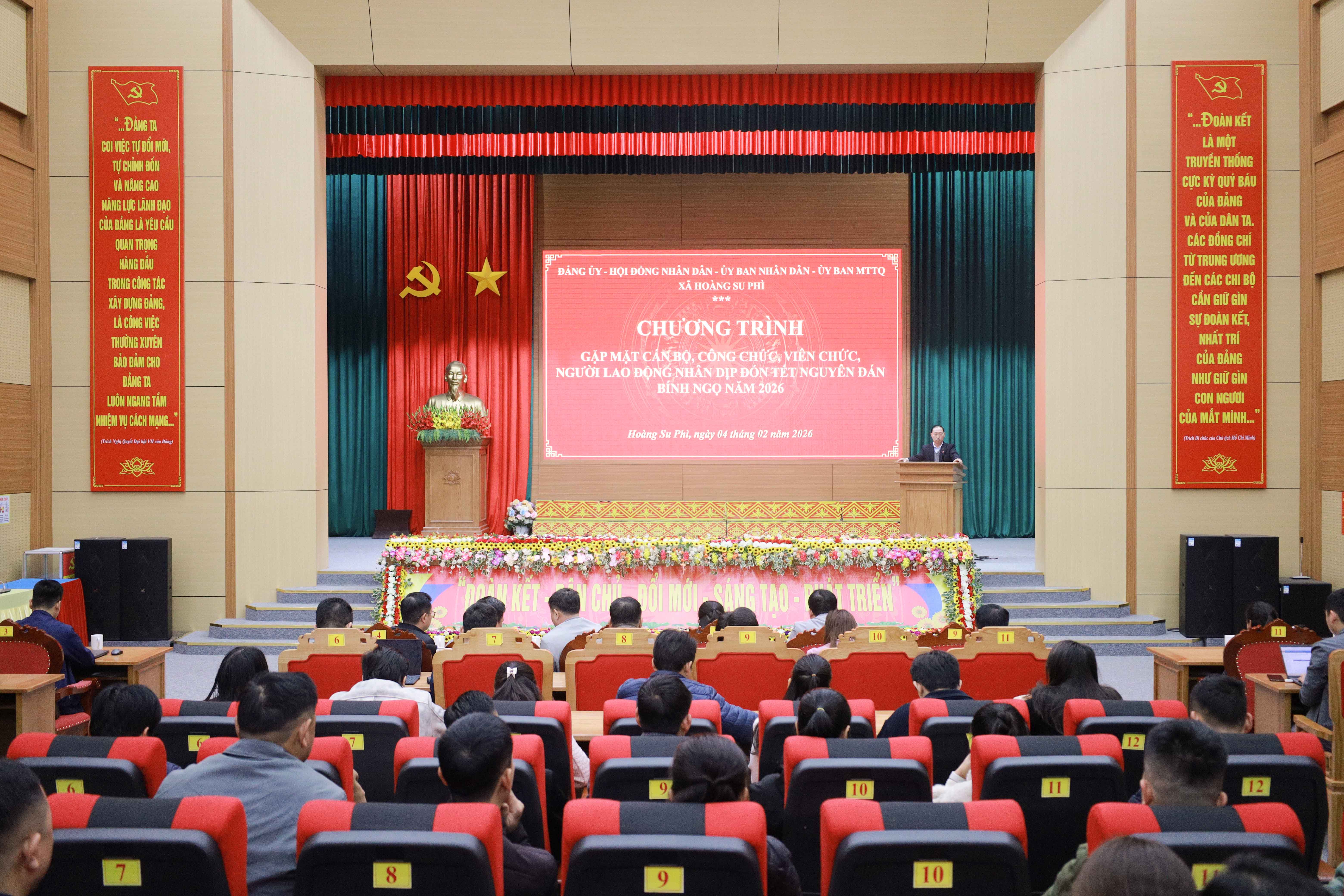 Gặp mặt cán bộ công chức, viên chức, người lao động nhân dịp đón Tết Nguyên đán Bính Ngọ 2026