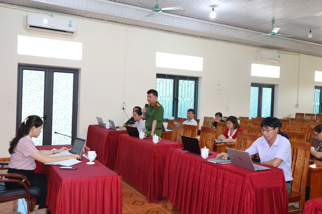 Họp BTC c an.jpg