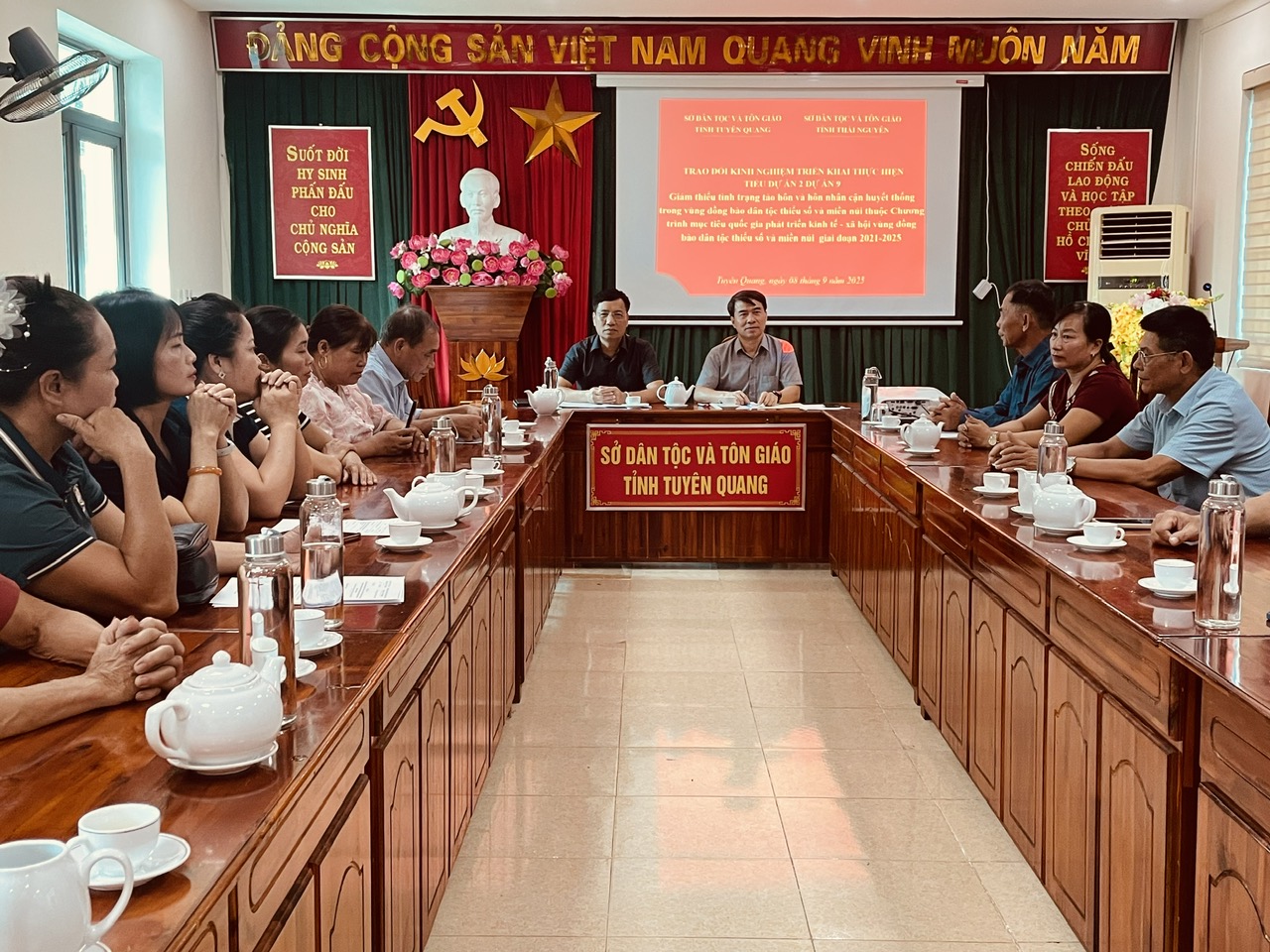 Đoàn công tác Sở Dân tộc và Tôn giáo tỉnh Thái Nguyên thăm quan, trao đổi kinh nghiệm tại Tuyên Quang