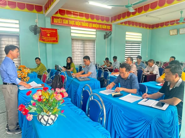 Xã Nghĩa Thuận: Hội nghị thông qua kết quả triển khai nội nghiệp rà soát, đề xuất điều chỉnh 3 loại rừng