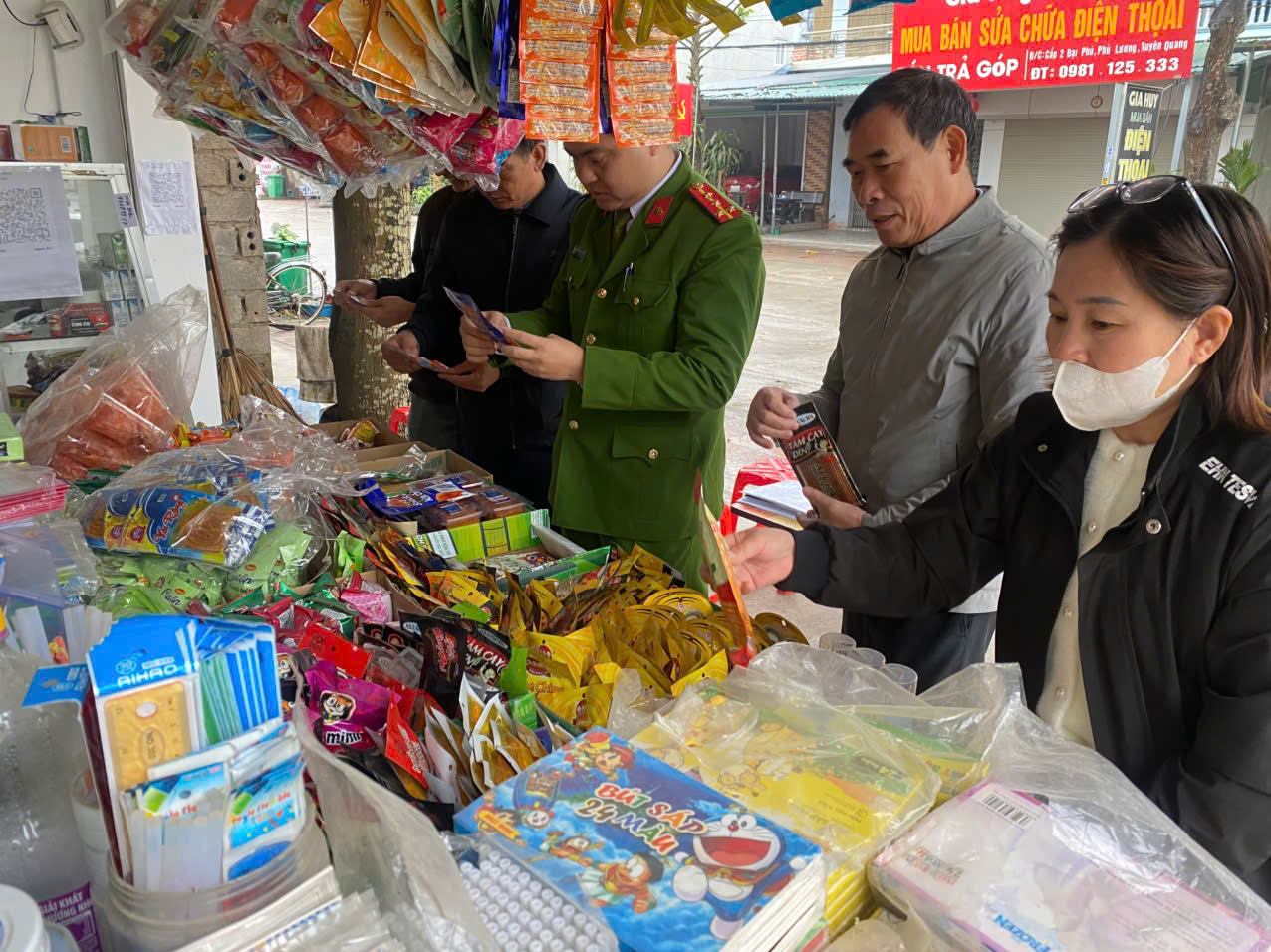 PHÚ LƯƠNG TĂNG CƯỜNG KIỂM TRA AN TOÀN THỰC PHẨM TRƯỚC, TRONG VÀ SAU TẾT NGUYÊN ĐÁN BÍNH NGỌ NĂM 2026