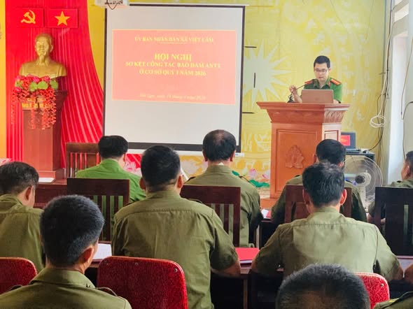 HỘI NGHỊ GIAO BAN LỰC LƯỢNG BẢO VỆ ANTT CƠ SỞ THÁNG 4, QUÝ I/2026 VÀ TỔ CHỨC KÝ CAM KẾT GIAO ƯỚC THI ĐUA NĂM 2026