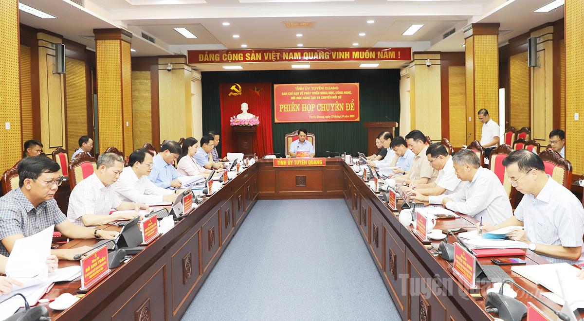 Ban Chỉ đạo phát triển khoa học, công nghệ, đổi mới sáng tạo và chuyển đổi số họp phiên chuyên đề