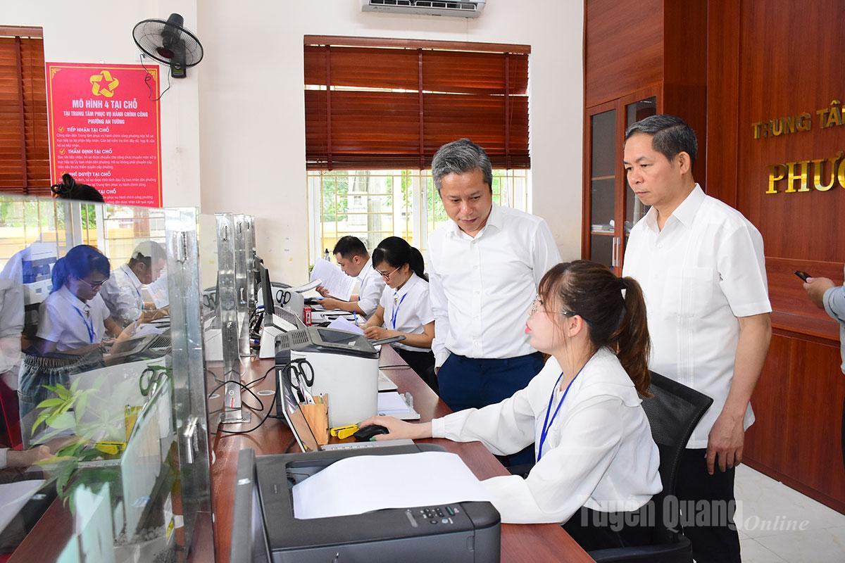 Bộ Khoa học và Công nghệ kiểm tra hoạt động đổi mới sáng tạo và chuyển đổi số tại Tuyên Quang
