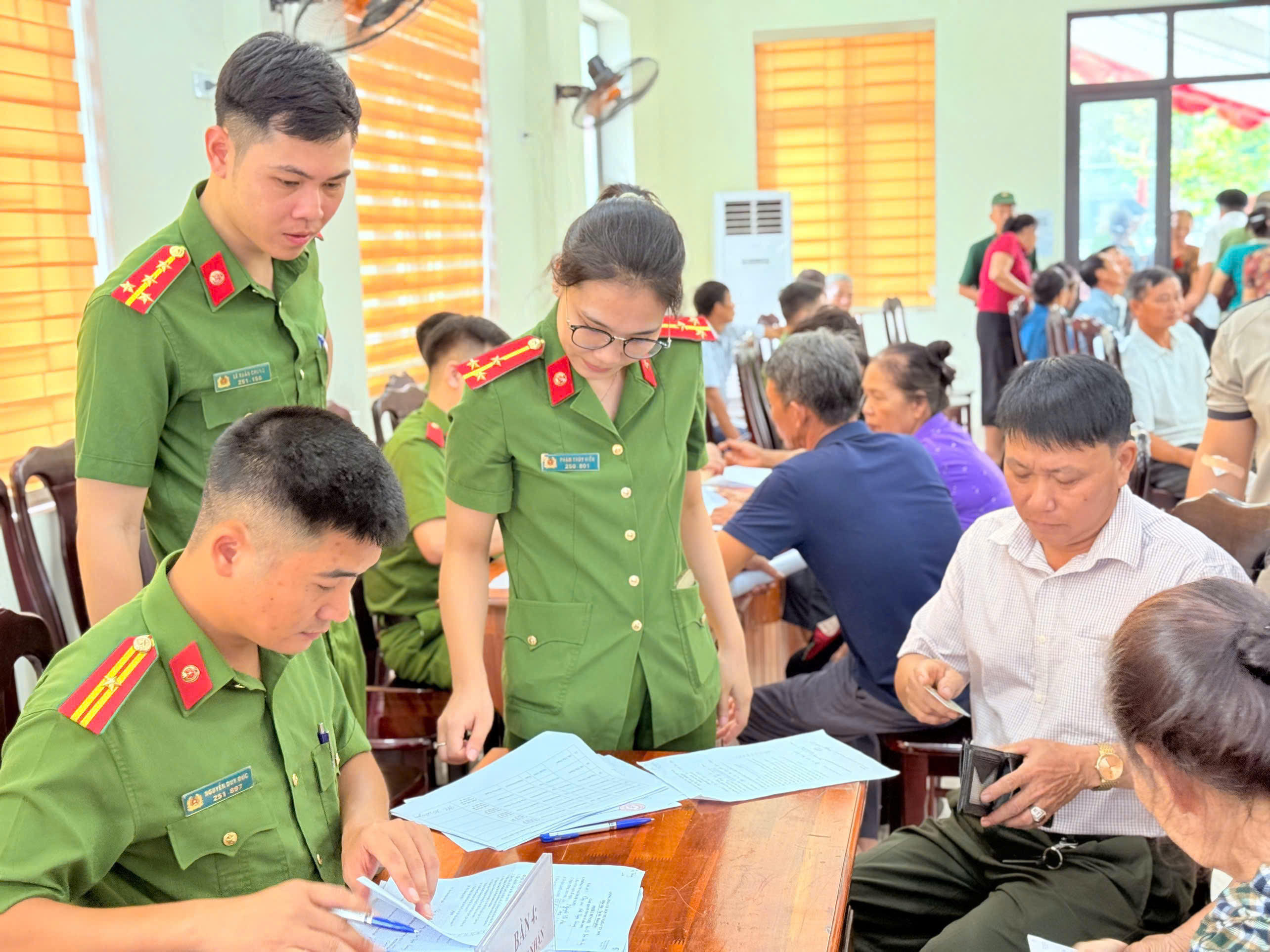 ĐI TÌM DANH TÍNH NHỮNG NGƯỜI ANH HÙNG