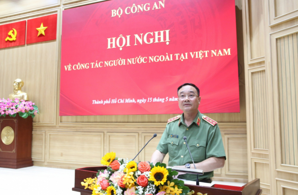 NÂNG CAO HIỆU QUẢ CÔNG TÁC VỀ NGƯỜI NƯỚC NGOÀI XUYÊN SUỐT TỪ CẤP BỘ ĐẾN CƠ SỞ