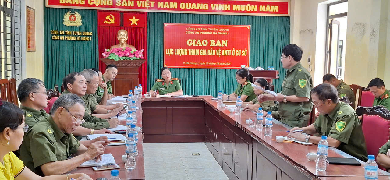 CÔNG AN PHƯỜNG HÀ GIANG 1 TỔ CHỨC GIAO BAN LỰC LƯỢNG THAM GIA BẢO VỆ ANTT Ở CƠ SỞ 