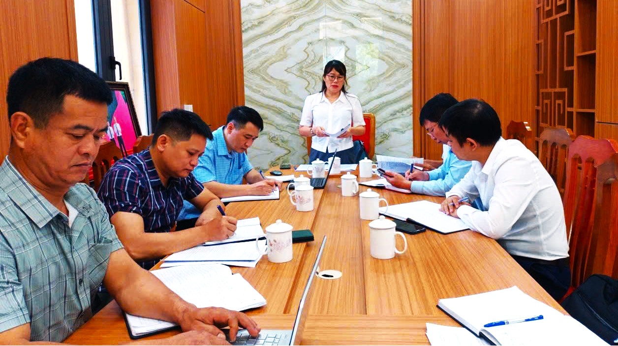 HĐND XÃ THANH THỦY TỔ CHỨC PHIÊN HỌP THƯỜNG TRỰC THÁNG 5( MỞ RỘNG).