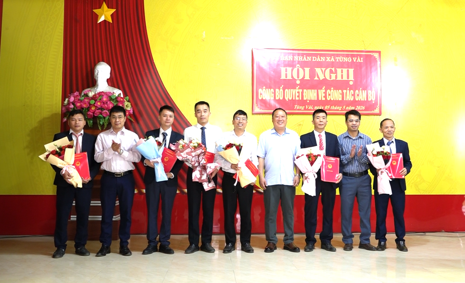 Tùng Vài: Hội nghị công bố quyết định về công tác cán bộ 