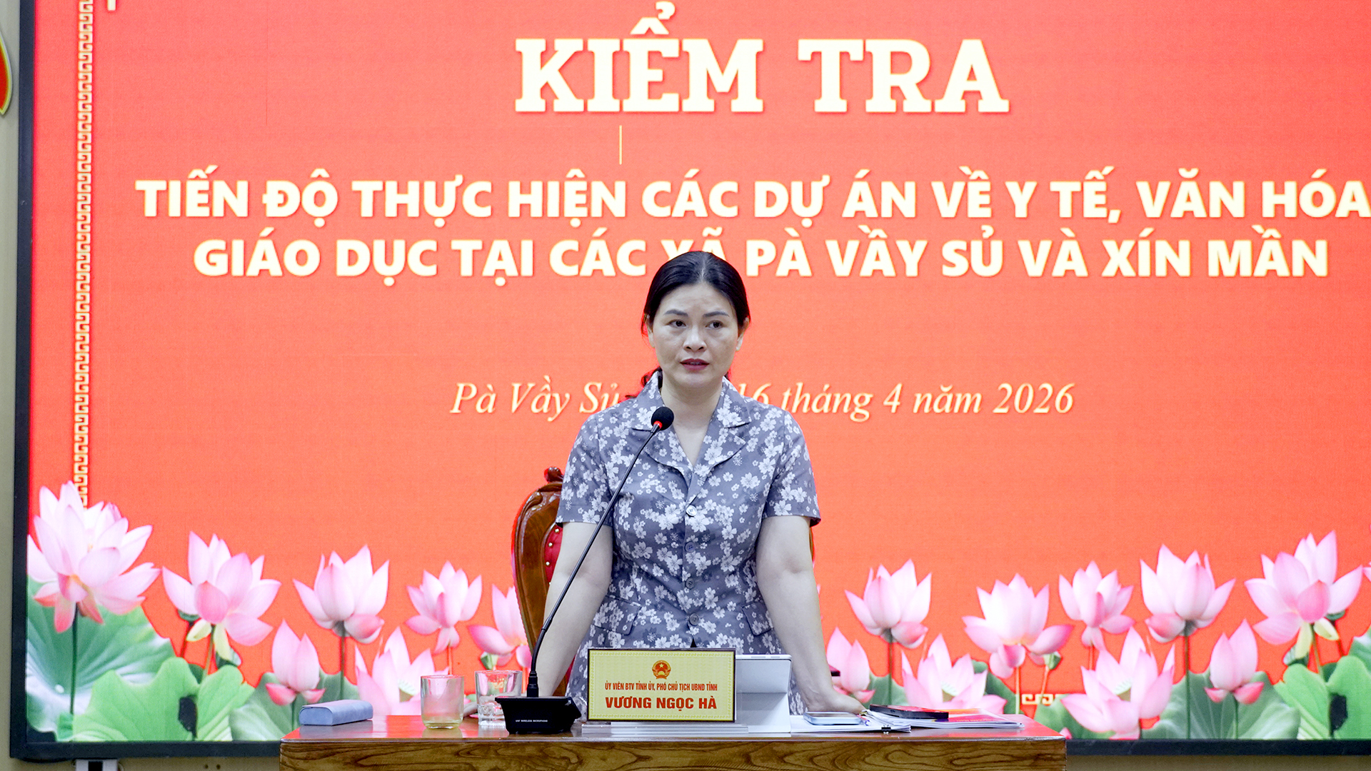 PCT UBND tỉnh vương ngọc h&agrave; kiểm tra tiến độ trường nội tr&uacute; (2).jpg