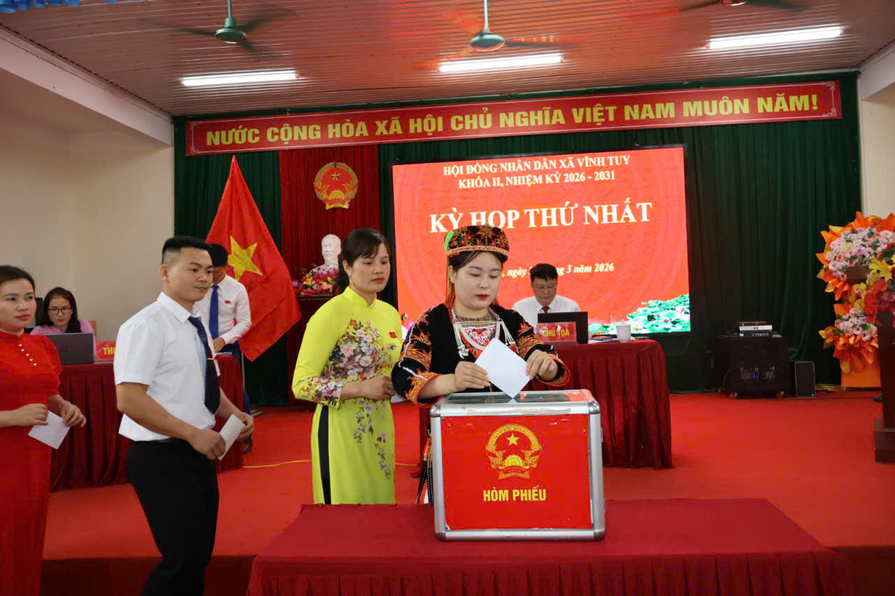 HĐND x&atilde; chiều 272.jpg