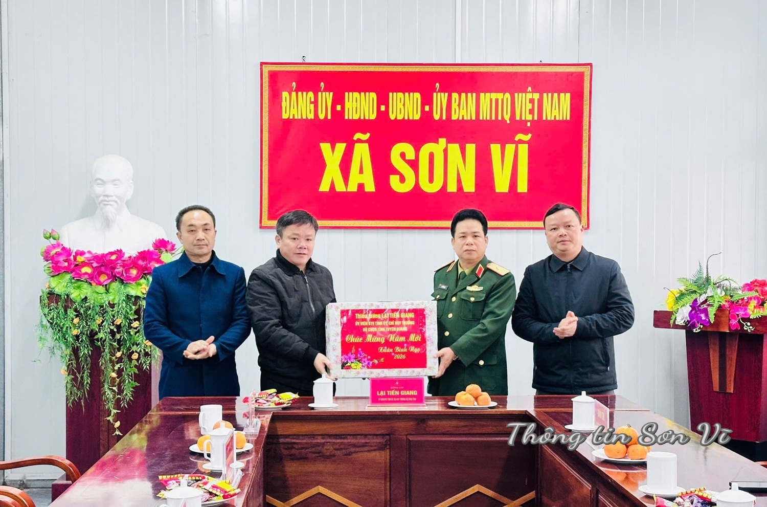 Chỉ huy trưởng Bộ CHQS tỉnh Tuyên Quang thăm, chúc Tết quân - dân xã biên giới Sơn Vĩ