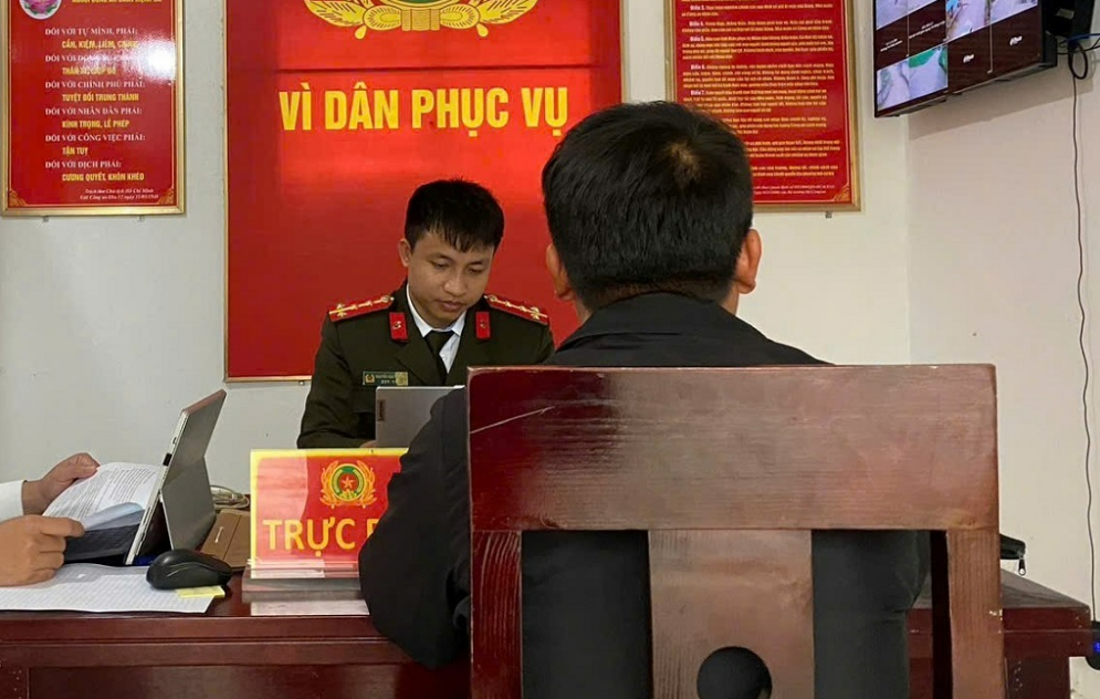 NGHỆ AN: XỬ PHẠT CÁ NHÂN CUNG CẤP, CHIA SẺ THÔNG TIN GIẢ MẠO, THÔNG TIN SAI SỰ THẬT TRÊN KHÔNG GIAN MẠNG