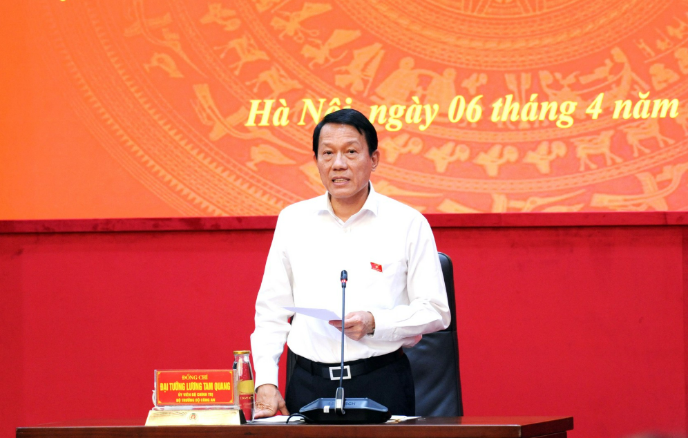 ĐẠI BIỂU QUỐC HỘI TRONG CAND GÓP PHẦN TÍCH CỰC VÀO THÀNH CÔNG CHUNG CỦA KỲ HỌP QUỐC HỘI KHÓA XVI