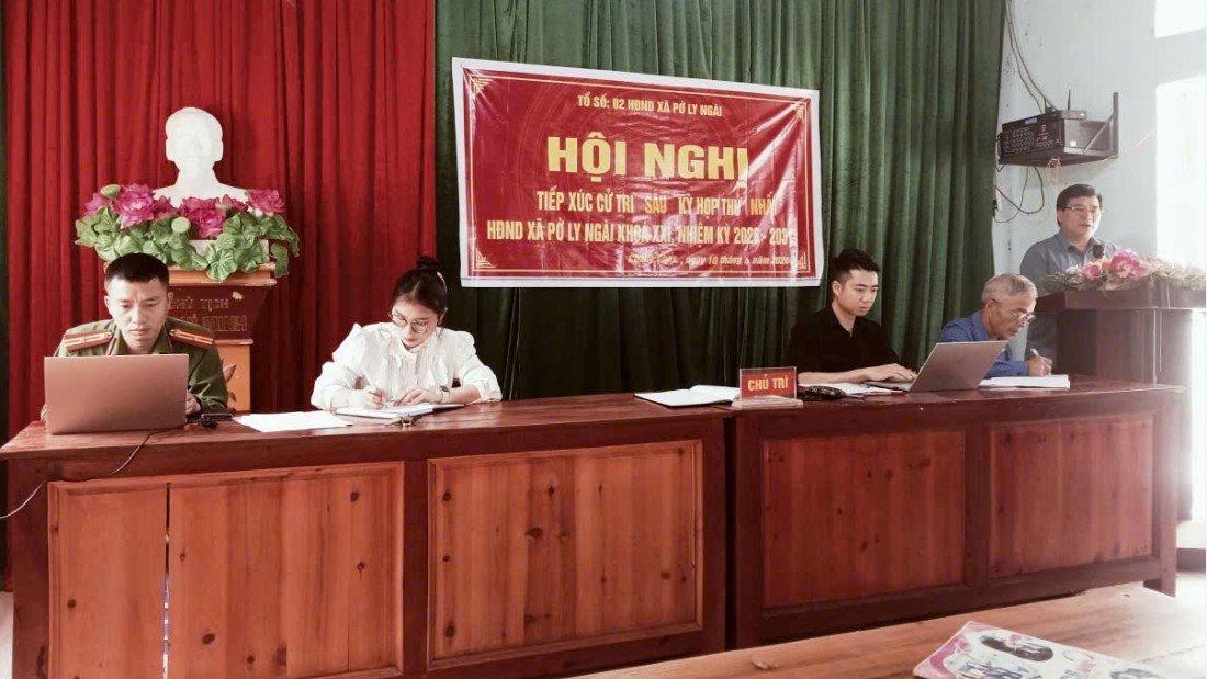 Tổ đại biểu HĐND số 2 tiếp xúc cử tri các thôn Chàng Chảy, Cóc Mưi, Pô Chuông và Na Vang