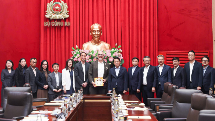 THÚC ĐẨY HỢP TÁC CÔNG NGHỆ PHỤC VỤ CHUYỂN ĐỔI SỐ VÀ AN NINH MẠNG