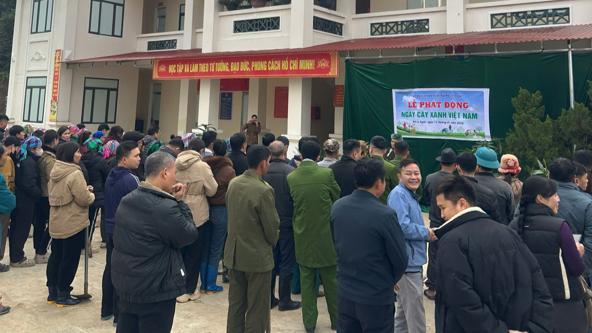 Phát động Ngày Cây xanh Việt Nam trên địa bàn xã Pờ Ly Ngài năm 2026