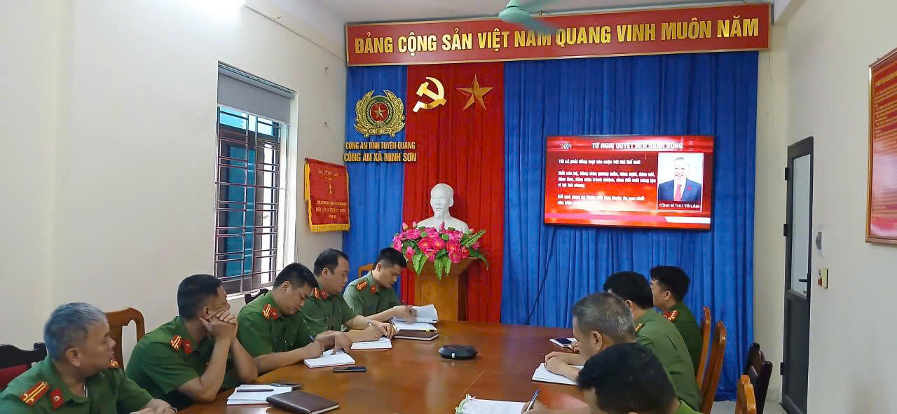 SINH HOẠT CHÍNH TRỊ ĐẶC BIỆT HỌC TẬP, NGHIÊN CỨU, QUÁN TRIỆT VÀ TRIỂN KHAI THỰC HIỆN NGHỊ QUYẾT ĐẠI HỘI ĐẢNG TOÀN QUỐC LẦN THỨ XIV