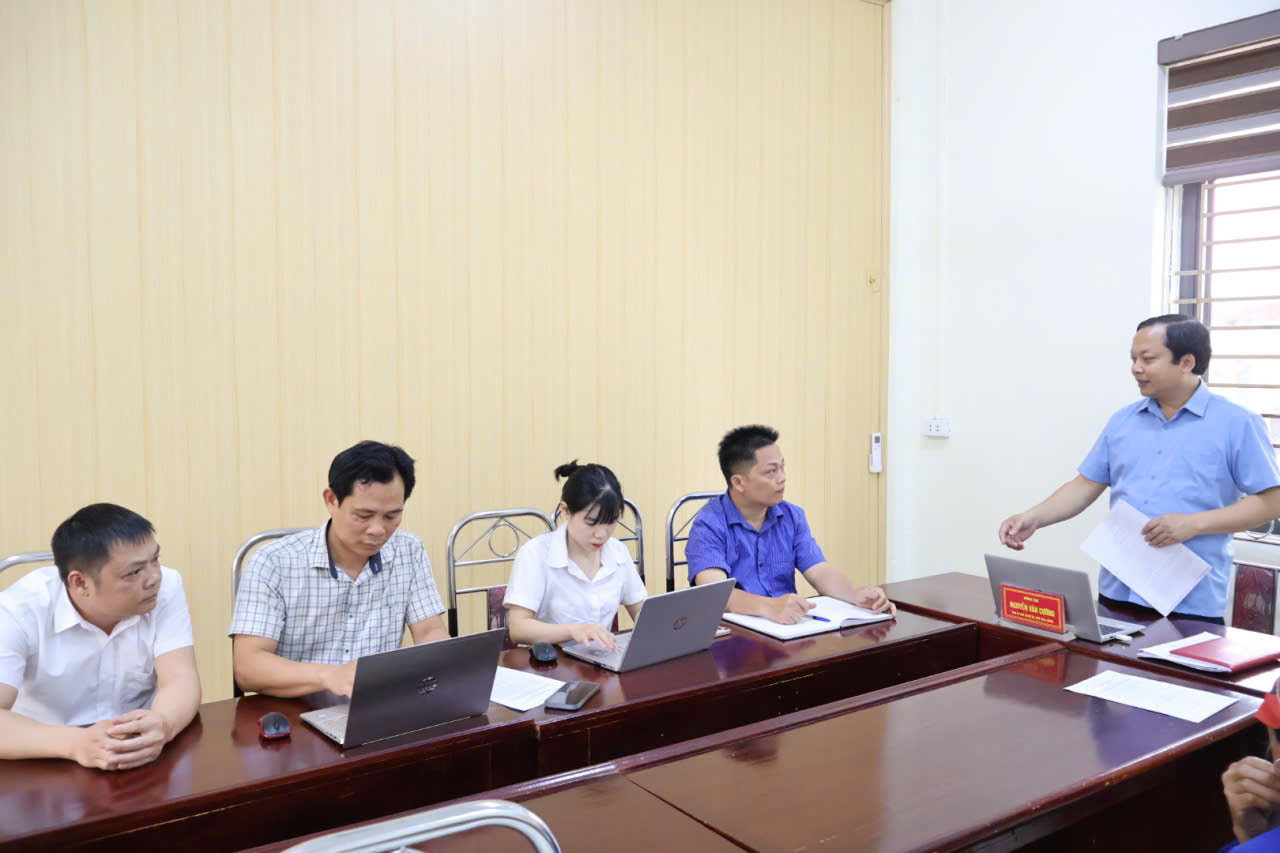 BB họp chiều 15.jpg