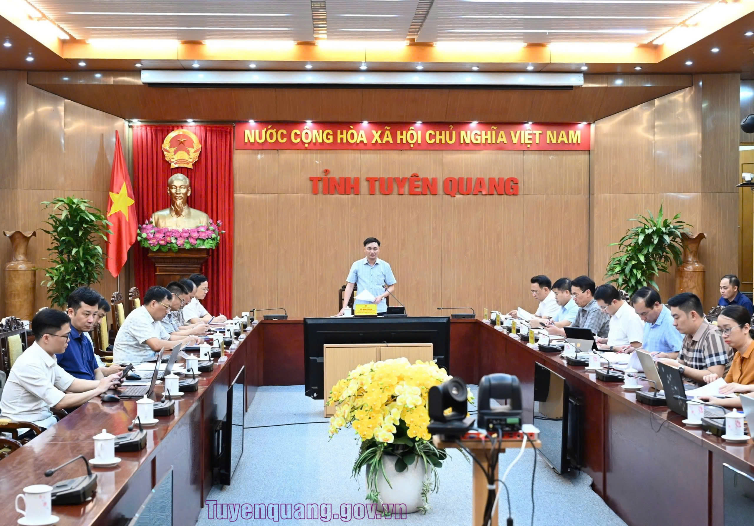 Đẩy nhanh tiến độ xử lý, khai thác hiệu quả các cơ sở nhà, đất dôi dư