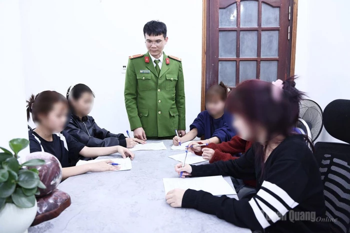 Kịp thời ngăn chặn 5 thiếu niên bị dụ dỗ rời địa phương đi làm thuê