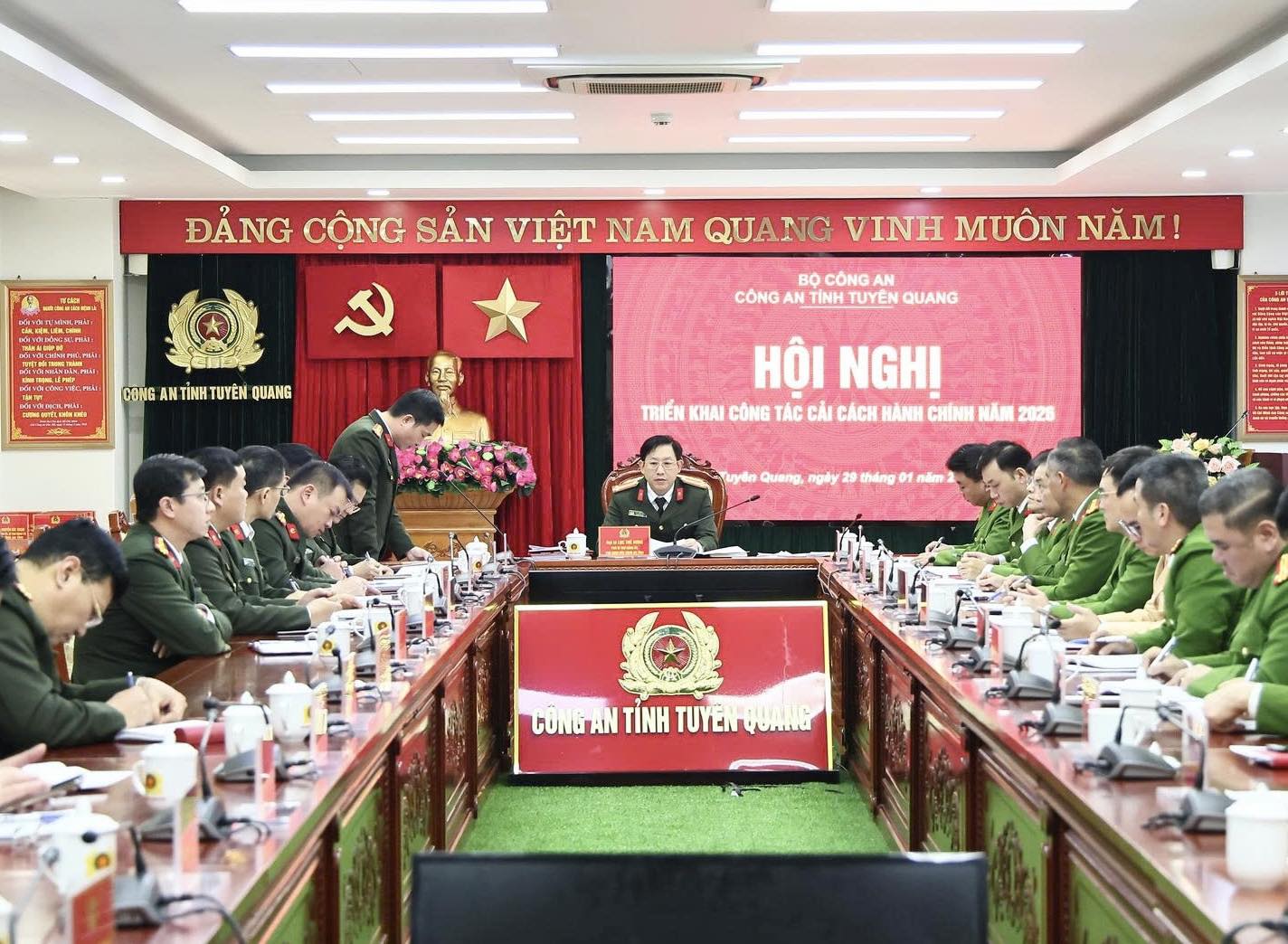 CẢI CÁCH HÀNH CHÍNH 2026: SỐ HOÁ TOÀN DIỆN, NÂNG CAO CHỈ SỐ HÀI LÒNG CỦA NHÂN DÂN