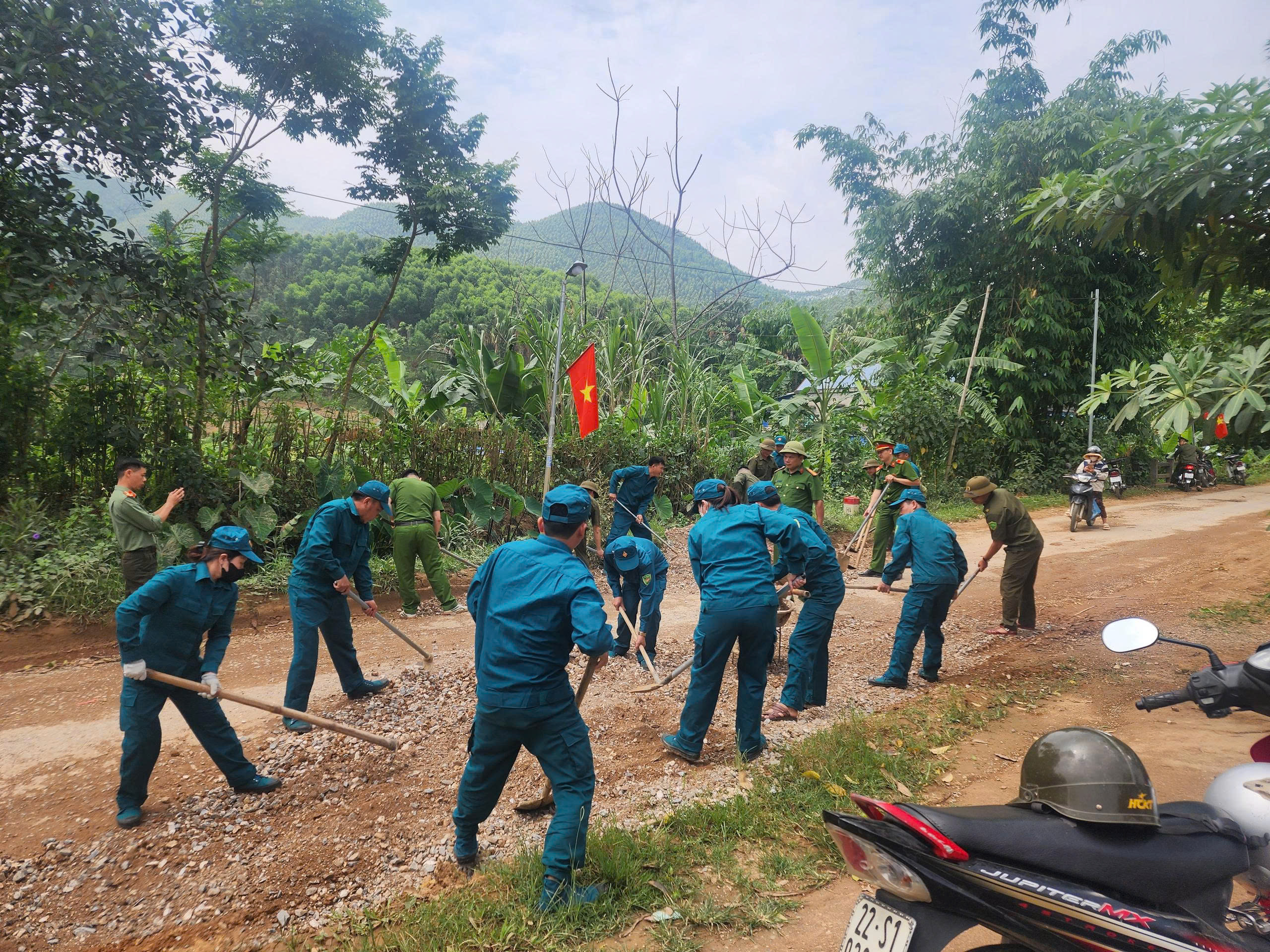 ĐÔNG THỌ ĐẨY MẠNH CÔNG TÁC DÂN VẬN, XÂY DỰNG THẾ TRẬN LÒNG DÂN VỮNG CHẮC