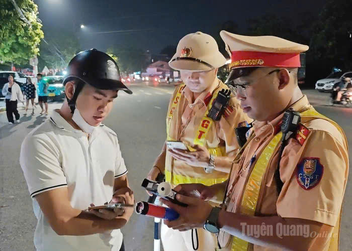 Đảm bảo trật tự an toàn giao thông dịp Lễ hội Thành Tuyên
