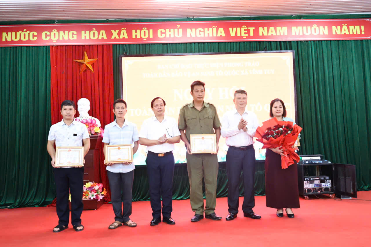 Ngày hội toàn dân bảo vệ An ninh Tổ quốc 4 TT.jpg