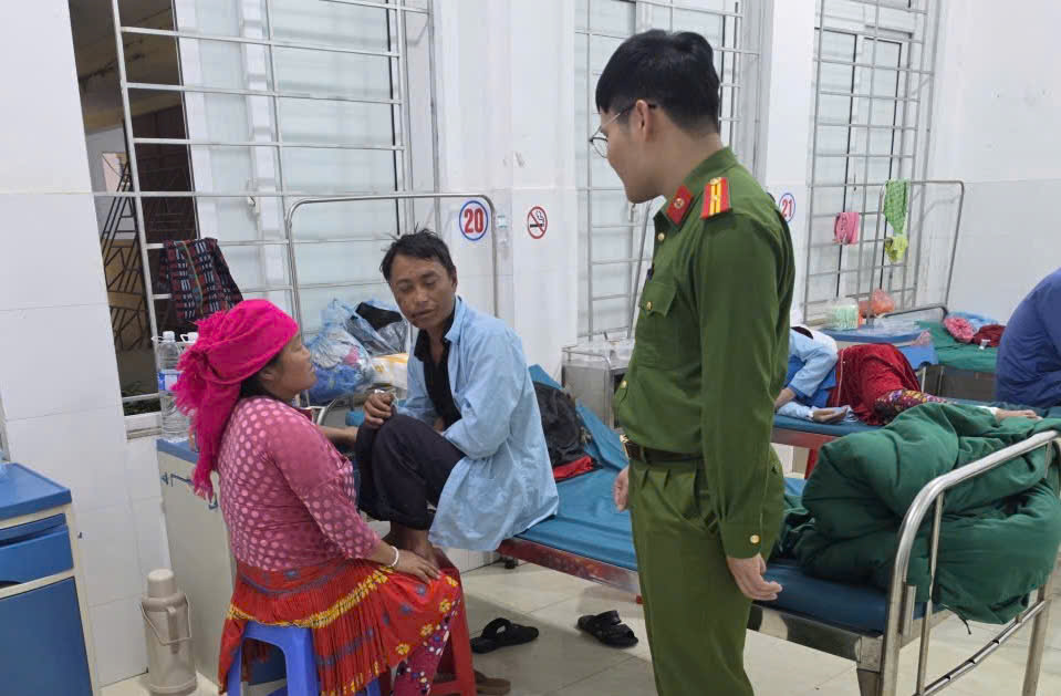 KỊP THỜI CỨU GIÚP NGƯỜI DÂN BỊ TAI NẠN GIAO THÔNG