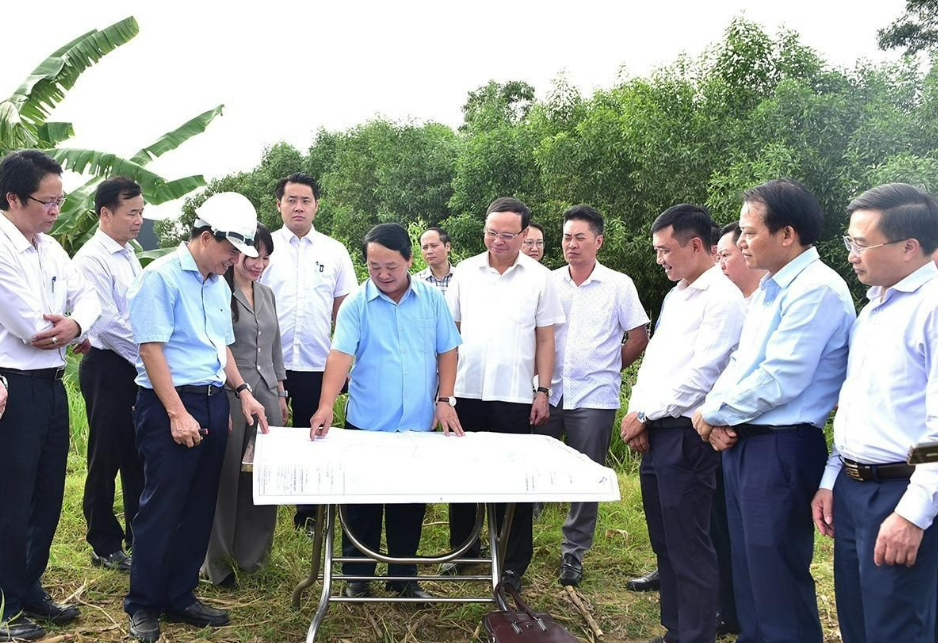 TẠO ĐỘNG LỰC MỚI CHO PHÁT TRIỂN: TUYÊN QUANG KHƠI THÔNG NGUỒN LỰC, QUYẾT TÂM THỰC HIỆN THẮNG LỢI KỊCH BẢN TĂNG TRƯỞNG “02 CON SỐ”