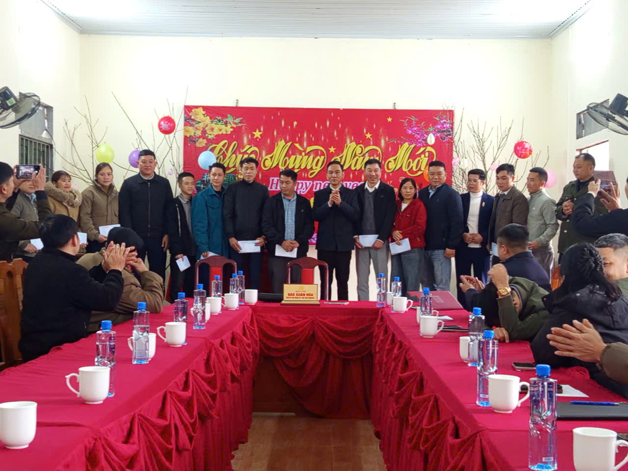 UBND XÃ TRUNG THỊNH: ẤM ÁP BUỔI GẶP MẶT CU ỐI NĂM VÀ TRIỂN KHAI NHIỆM VỤ TRƯỚC, TRONG VÀ TẾT NGUYÊN ĐÁN  BÍNH NGỌ 2026