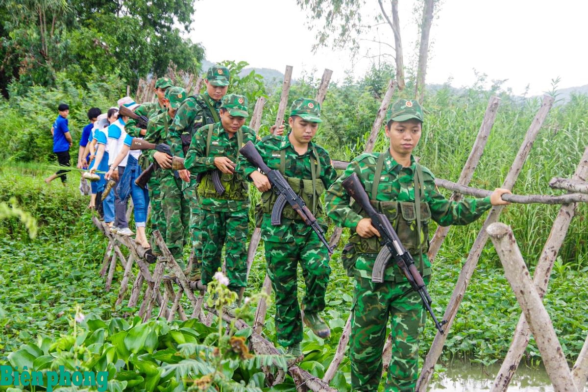 Điểm tựa của đồng bào các dân tộc khu vực biên giới