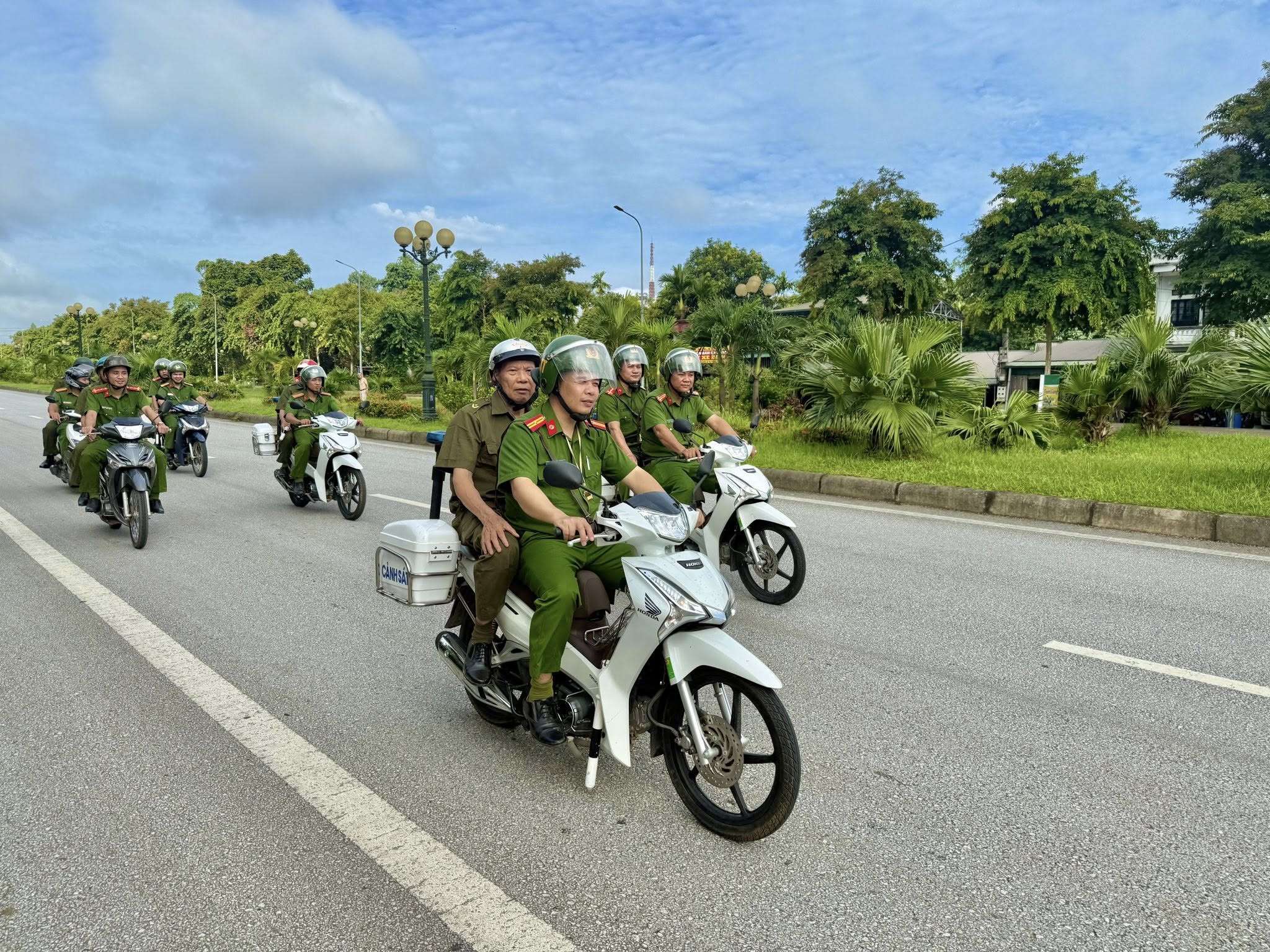CÔNG AN PHƯỜNG AN TƯỜNG RA QUÂN TẤN CÔNG, TRẤN ÁP TỘI PHẠM