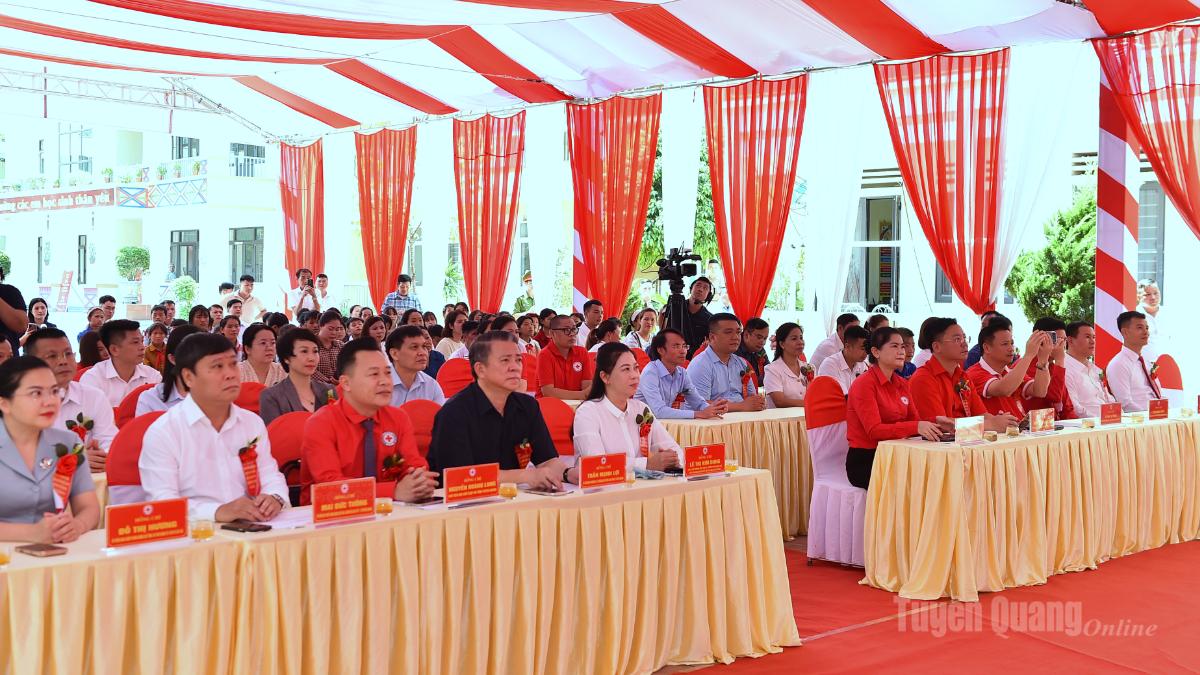 Phát động đợt thi đua cao điểm “80 ngày hành động vì cộng đồng”
