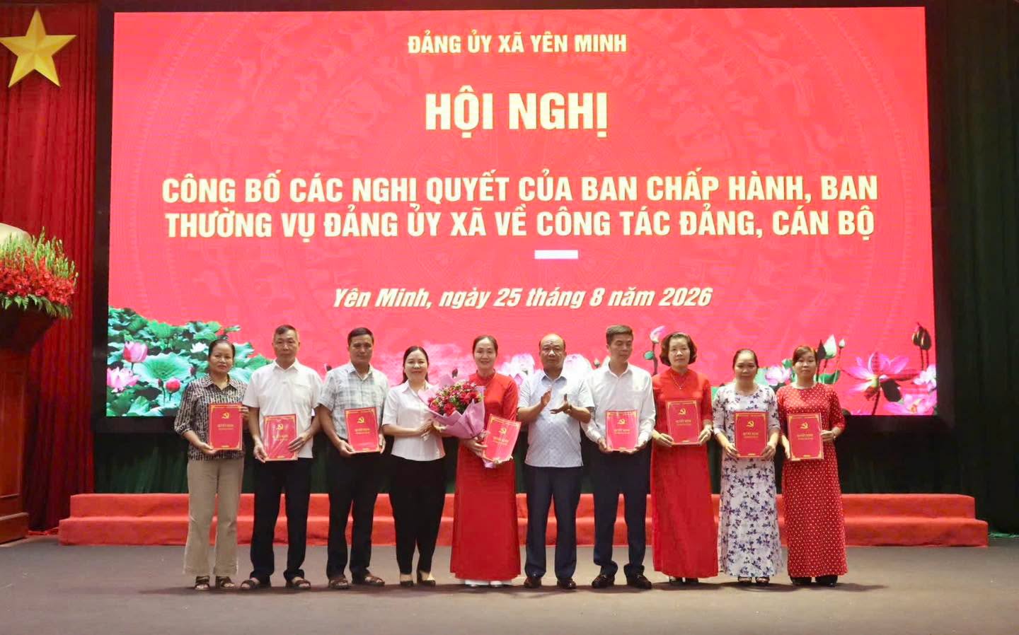 HỘI NGHỊ CÔNG BỐ CÁC NGHỊ QUYẾT, QUYẾT ĐỊNH VỀ CÔNG TÁC ĐẢNG, CÔNG TÁC CÁN BỘ