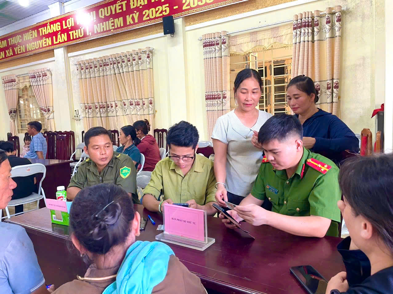 CÔNG AN XÃ YÊN NGUYÊN - MỖI NGÀY LÀM MỘT VIỆC TỐT "VÌ NHÂN DÂN PHỤC VỤ" 