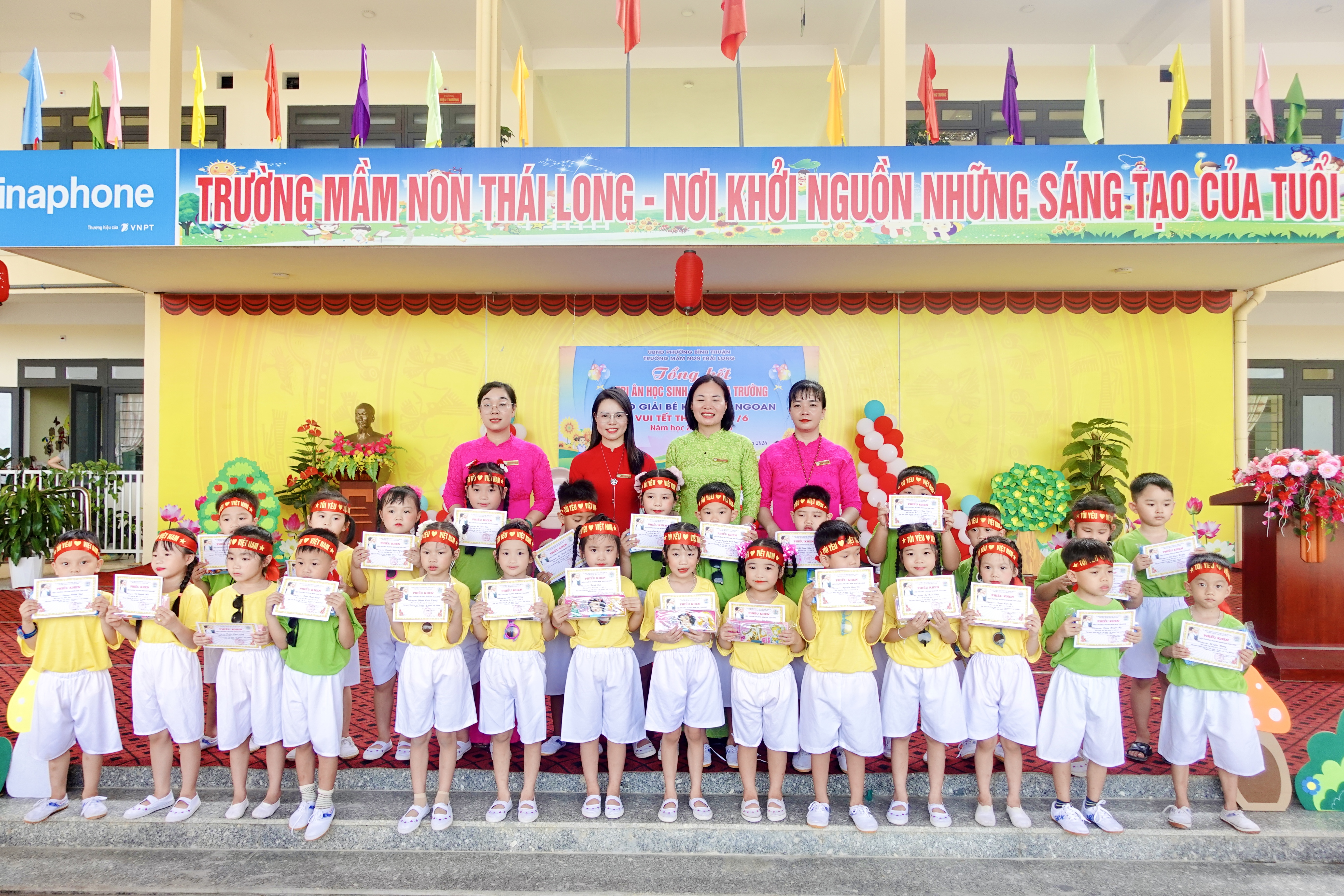 Tổng kết tri ân học sinh 5 tuổi ra trường, trao giải Bé khỏe - Bé ngoan, vui Tết Thiếu nhi 1/6 năm học 2025 – 2026