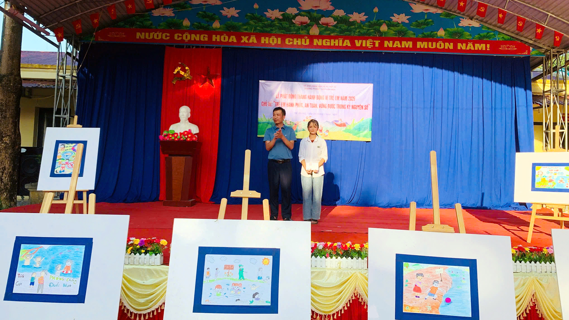 01-6 tại THCS Bản NGò (15).jpg