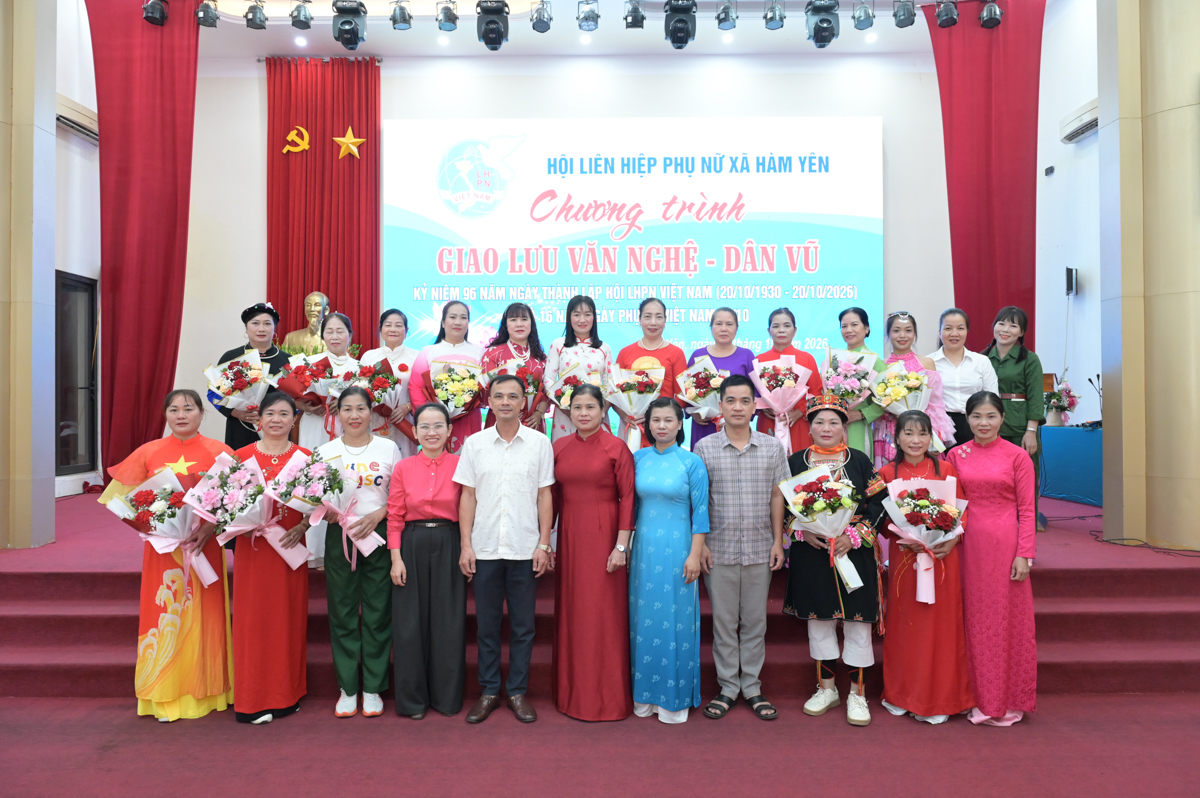 Hàm Yên giao lưu văn nghệ - dân vũ kỷ niệm Ngày thành lập Hội LHPN Việt Nam và Ngày Phụ nữ Việt Nam 20/10