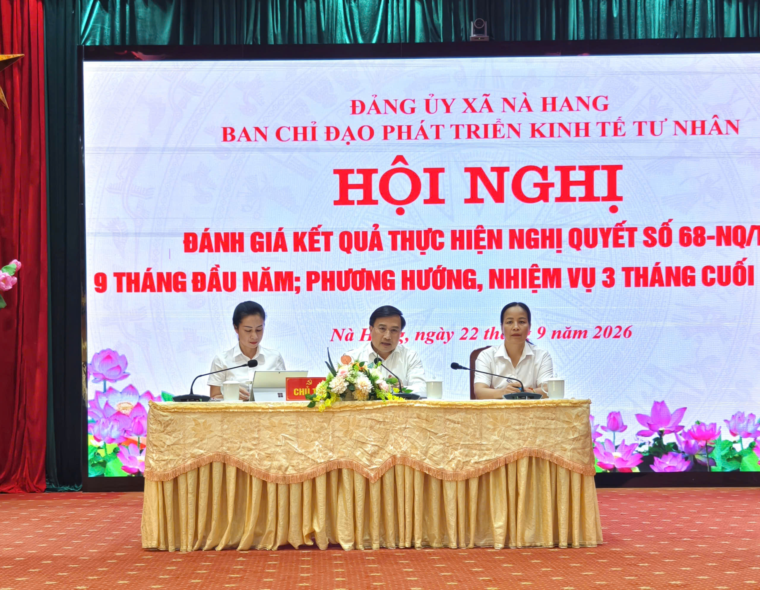 Nà Hang họp bàn giải pháp thúc đẩy kinh tế tư nhân phát triển bền vững
