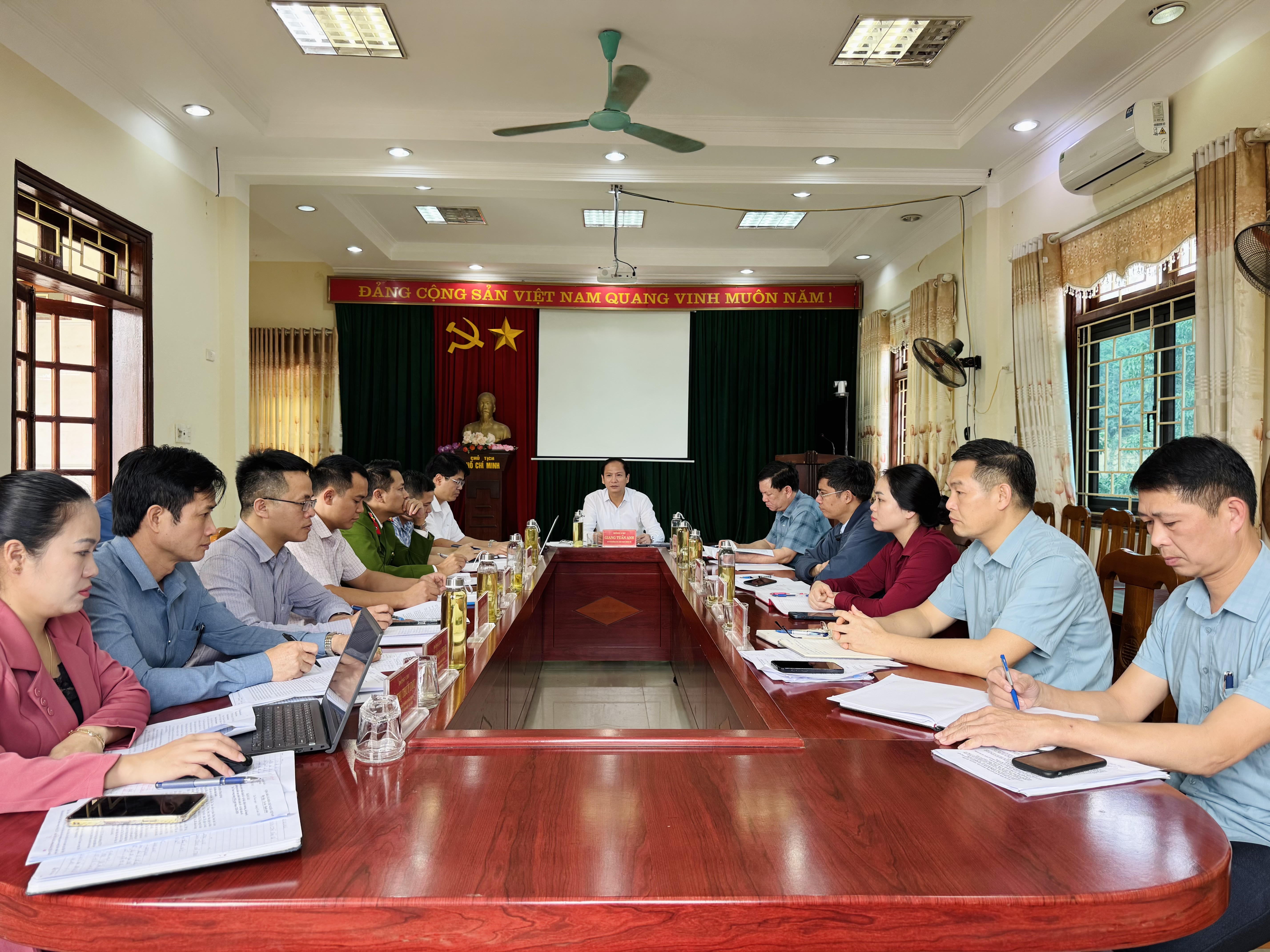 Hội nghị Thường trực Đảng ủy xã Tân Trào